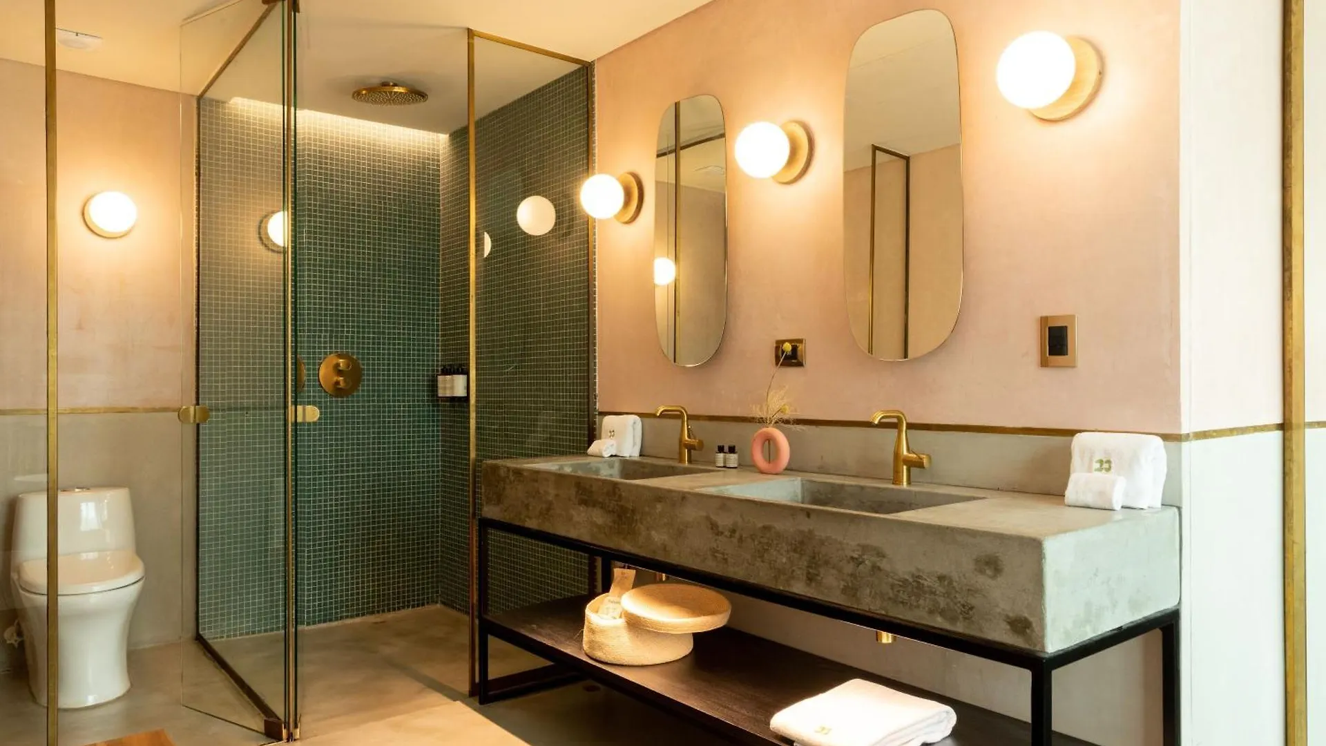*****  23 Hotel Medellin Colombia