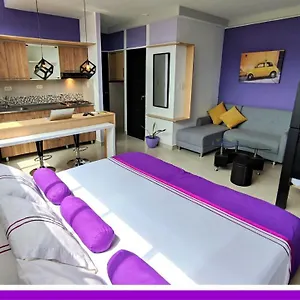 Econotel Colours ホテル